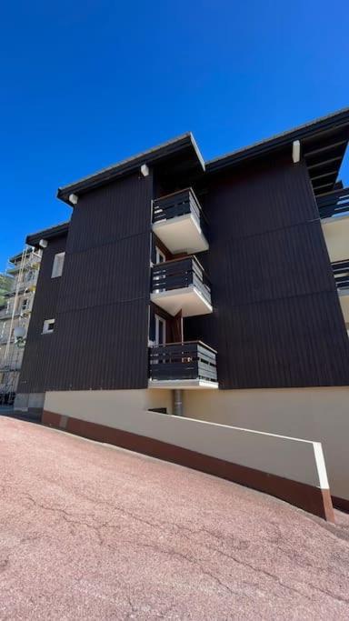 Le Cow'Sy 1800 Apartment เลส์เดอซาลป์ ภายนอก รูปภาพ